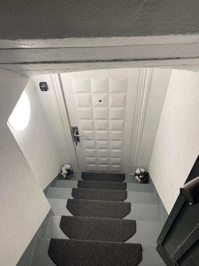 Trendy Souterrain Loft - Near City Center Viena Exterior foto